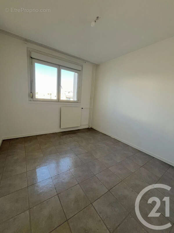 Appartement à VAULX-EN-VELIN