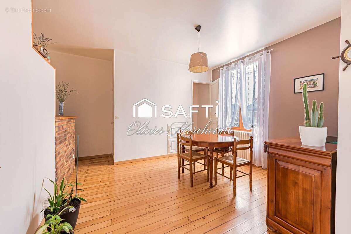 Photo 2 - Maison à VIGNEUX-SUR-SEINE