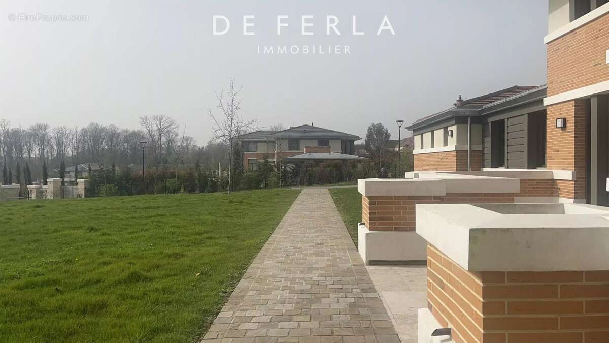 Maison à MAGNY-LE-HONGRE