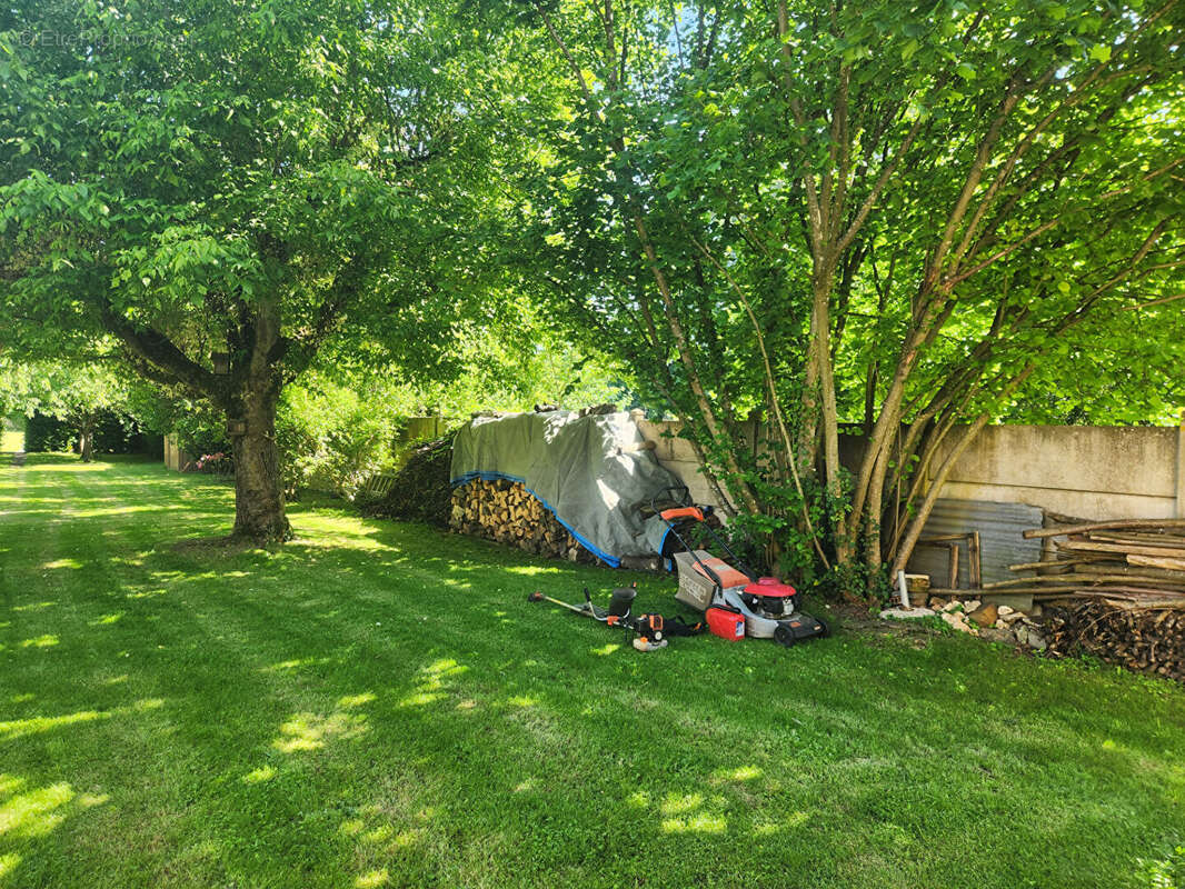 Maison en campagne a renover - photo 11