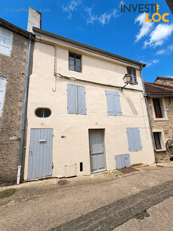 Appartement à BUXY