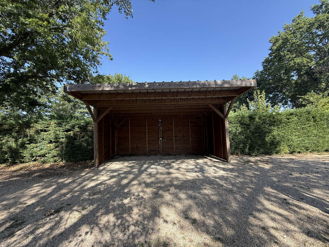 Maison avec dependance et picine - photo 12