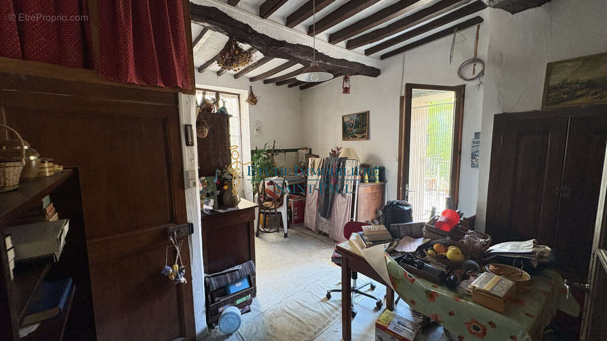 Maison à SAINT-SATURNIN-DE-LUCIAN