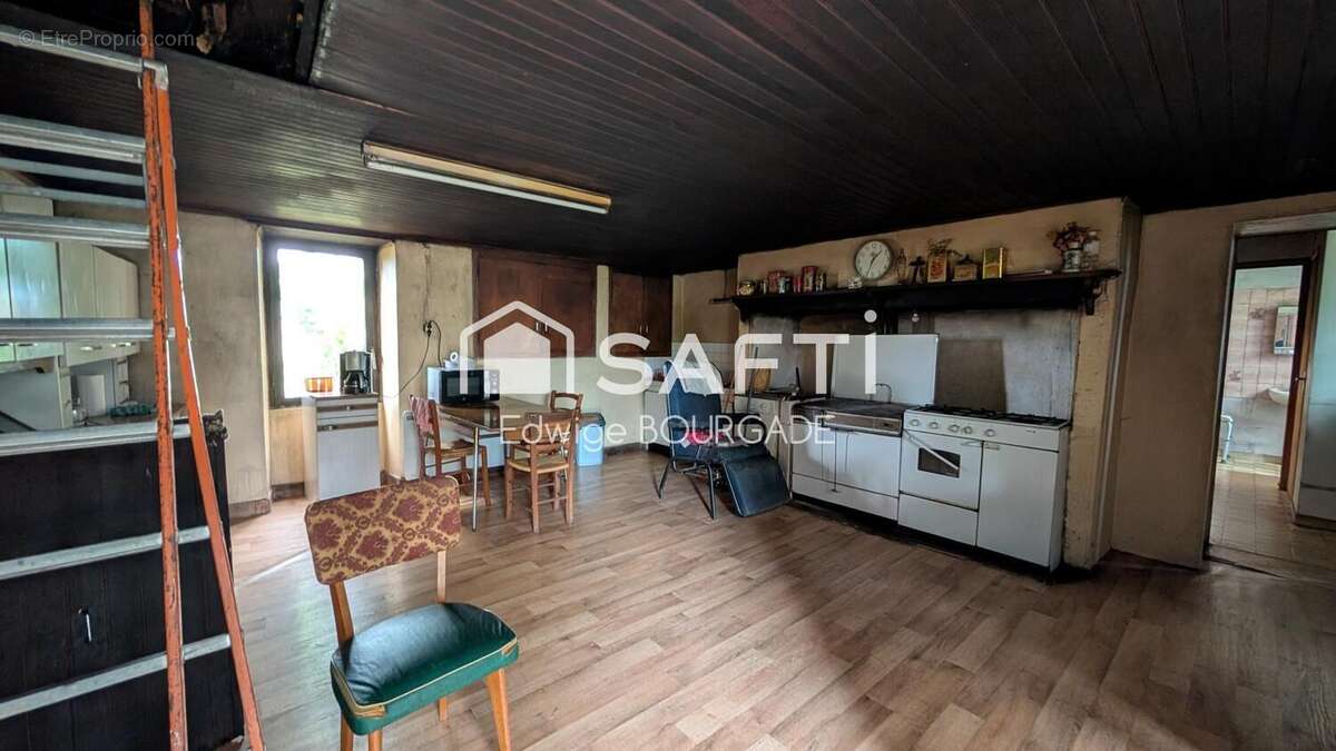 Photo 3 - Maison à LALBENQUE