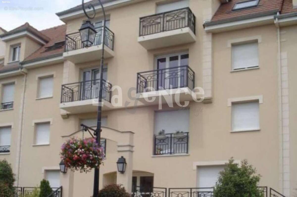 Appartement à CLAYE-SOUILLY