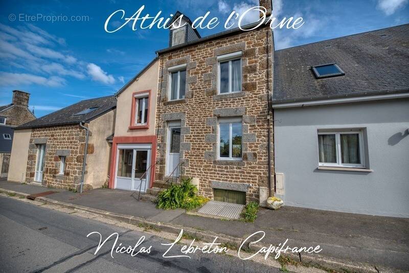 Maison à ATHIS-DE-L'ORNE