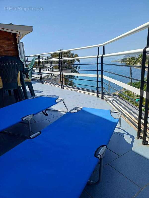 Appartement à MENTON