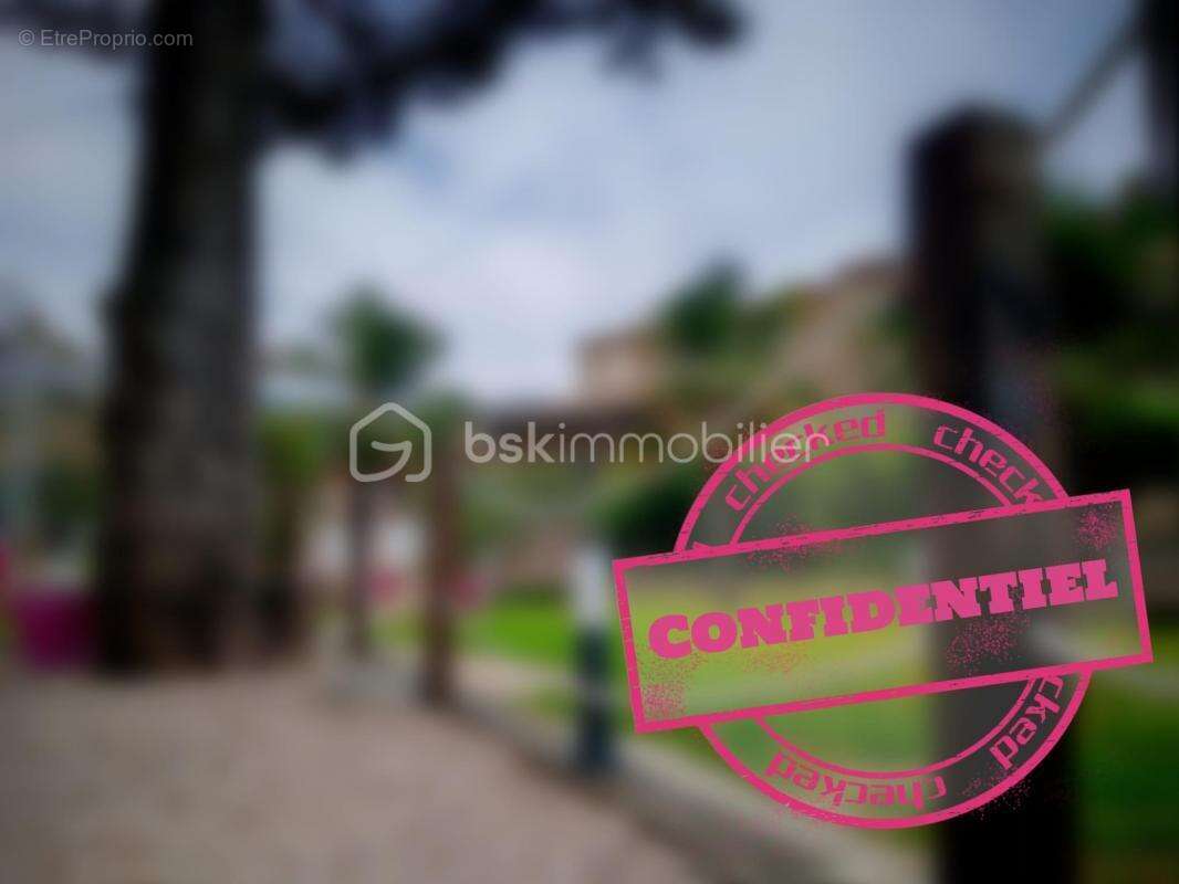 Commerce à CHATEAU-ARNOUX-SAINT-AUBAN