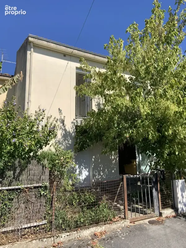 Maison de ville T5 avec petit jardin - photo 2