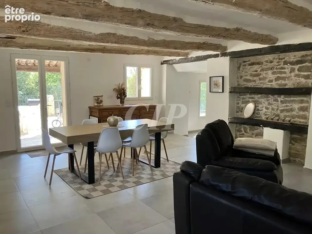 Flayosc maison t5 sur 1 hectare avec piscine - photo 11