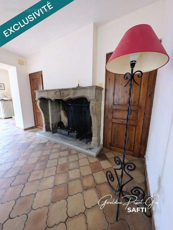 Maison 334 m² à Barbieres  - photo 4