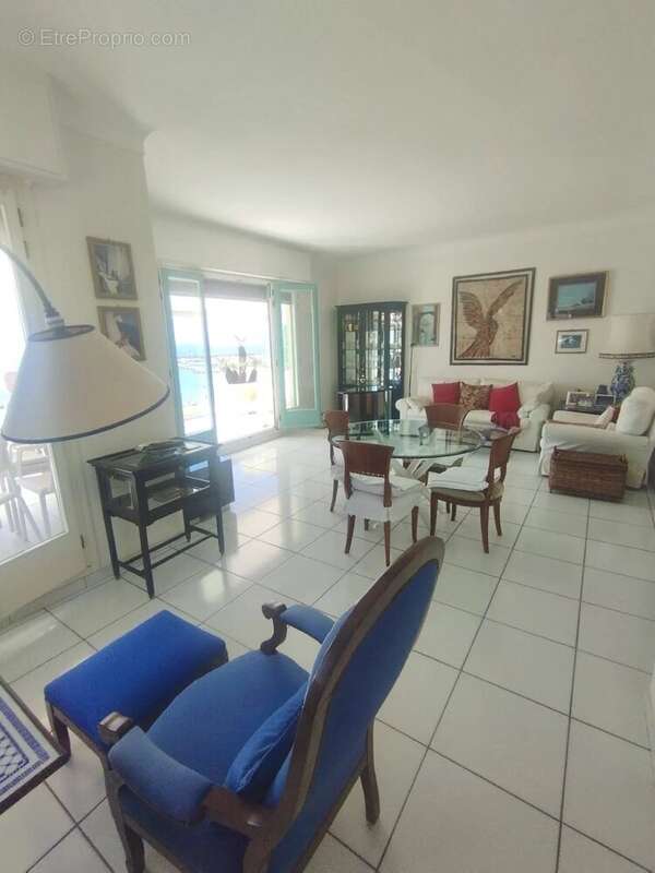 MENTON Garavan - 2 Pieces Vue Mer - Terrasse et Garage - photo 2