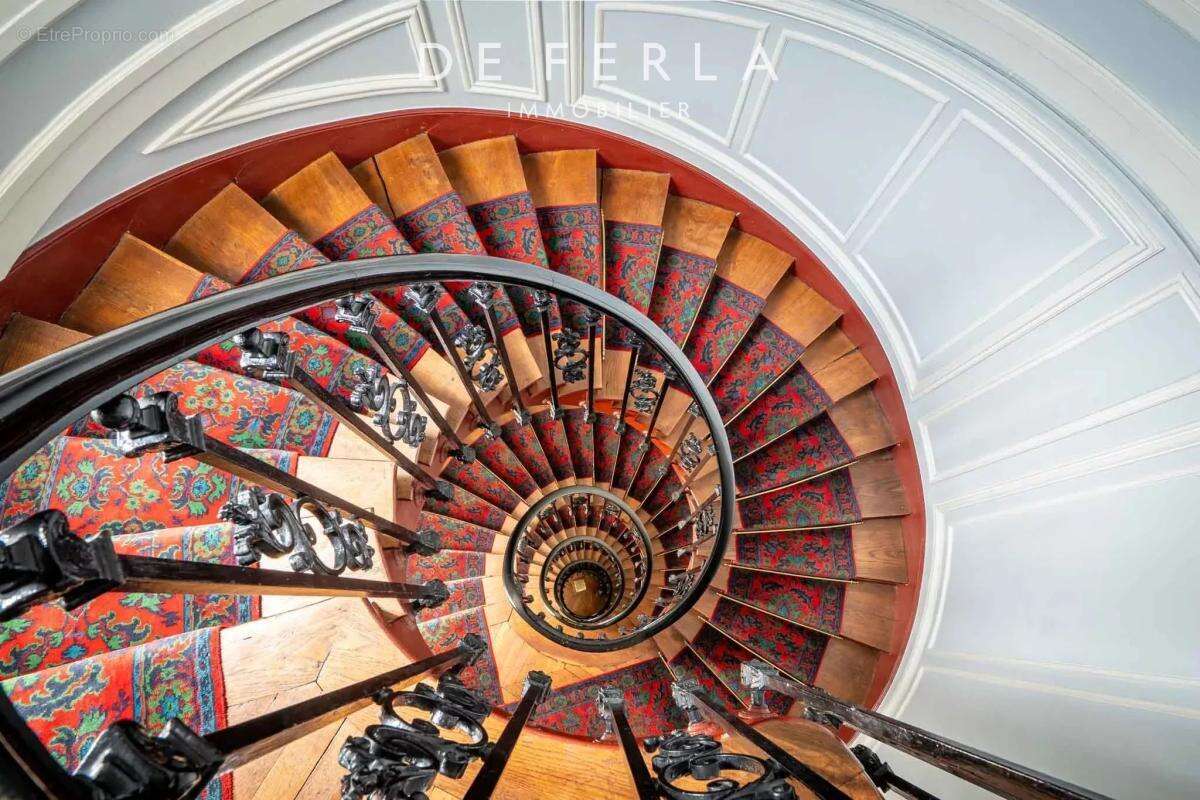Appartement 250 m² à Paris-17e  - photo 24