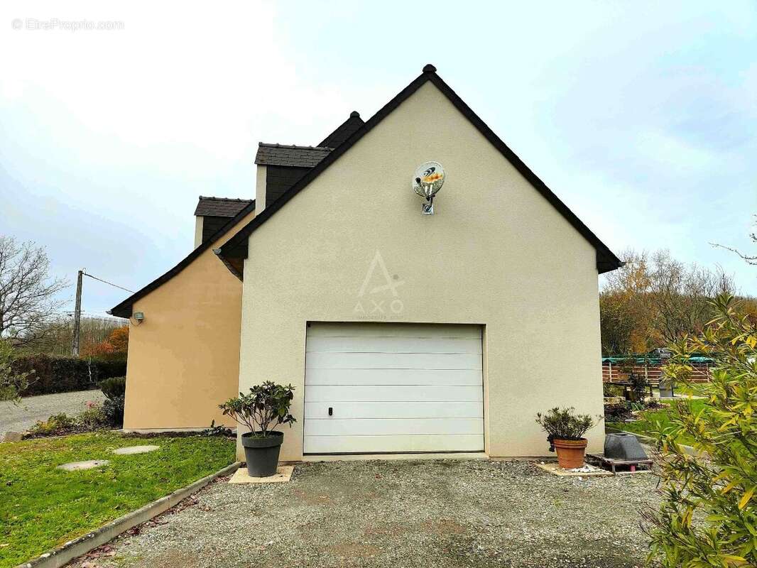 Maison à CHATEAUNEUF-SUR-SARTHE