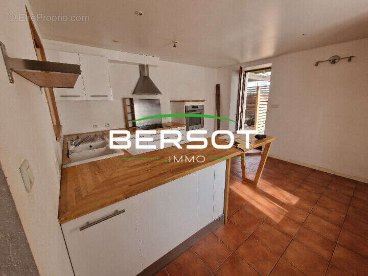 Maison familiale à Glamondans de 164 m² - photo 8