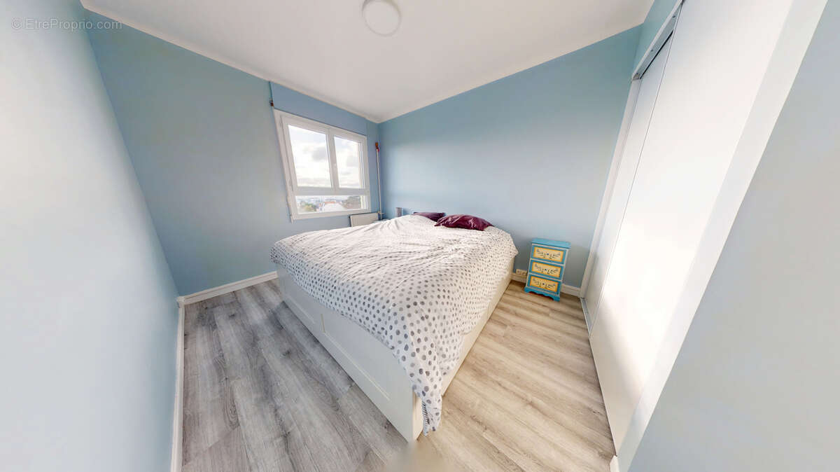 Appartement à SARTROUVILLE