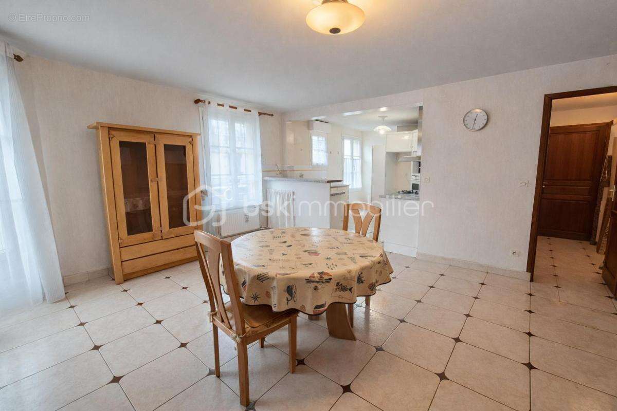 Appartement à SAINT-BRICE-SOUS-FORET