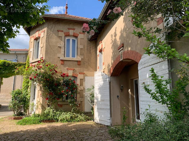 Maison à VILLEFRANCHE-SUR-SAONE