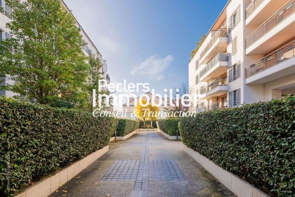 Appartement à RUEIL-MALMAISON