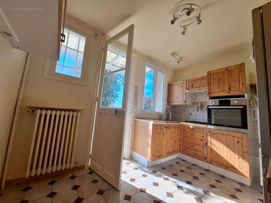 Maison à COULOMMIERS