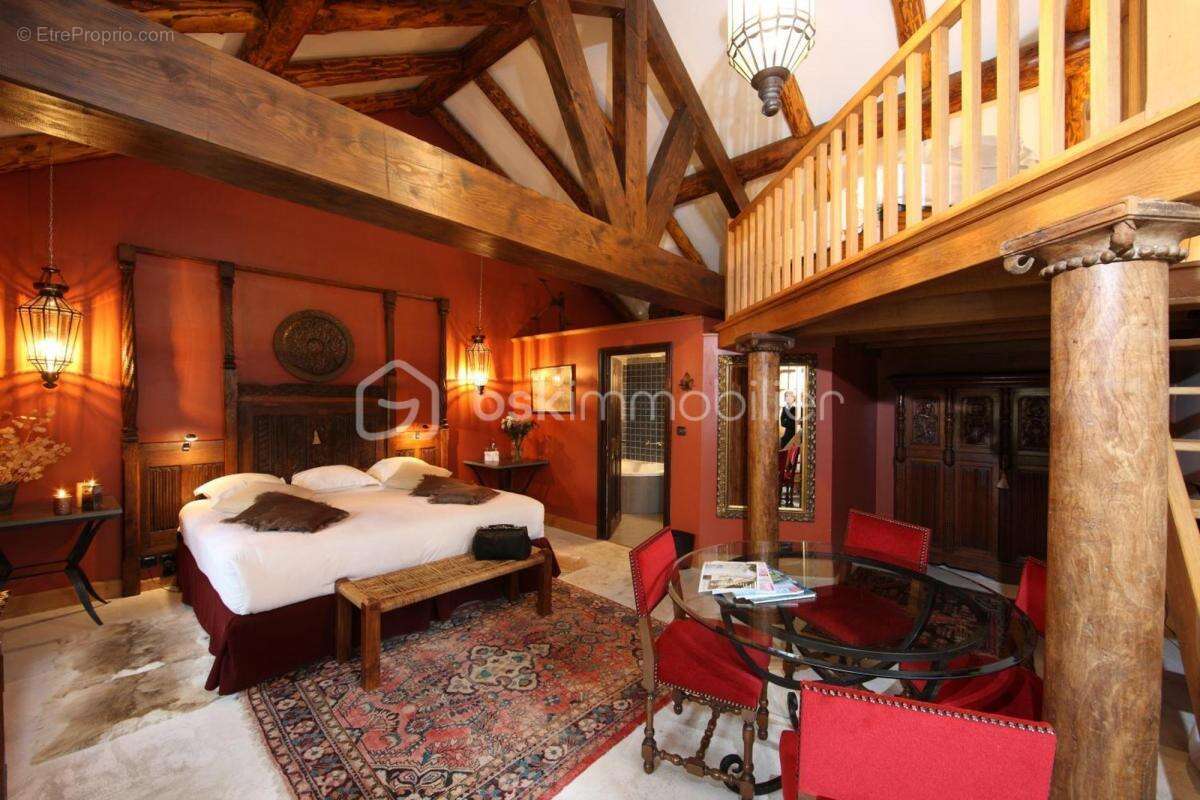 Maison à SAINT-FLOUR