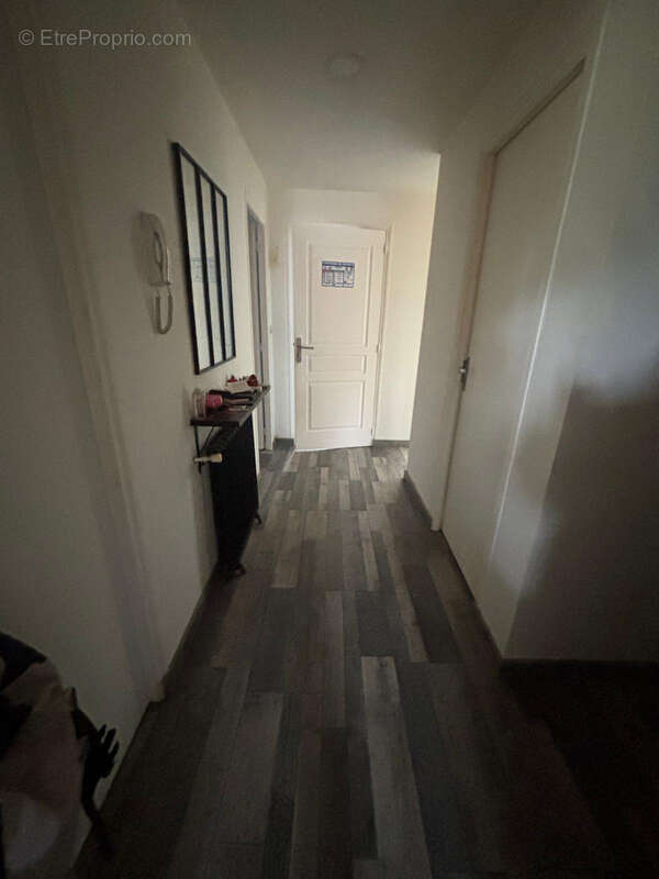 Appartement à MONTMOREAU-SAINT-CYBARD