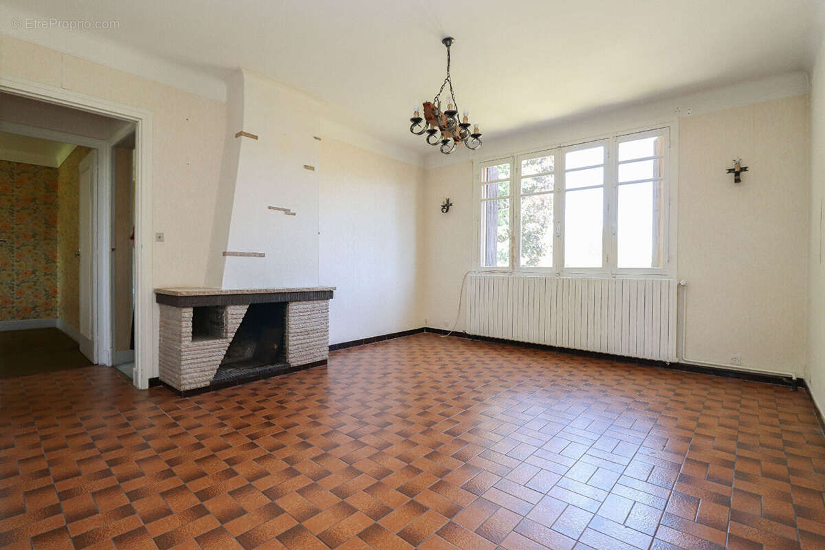 Maison à SAINT-APOLLINAIRE