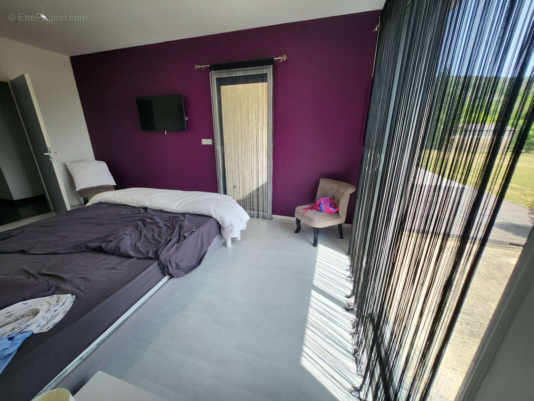 Maison à VINEZAC