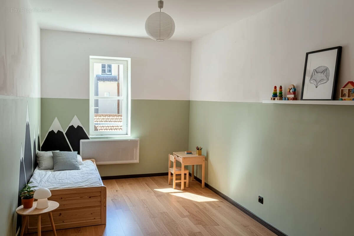Appartement à ROMANS-SUR-ISERE