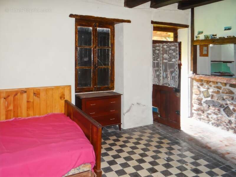 Maison de campagne à rénover – Beau potentiel – Terrain 1 060 m² - photo 15