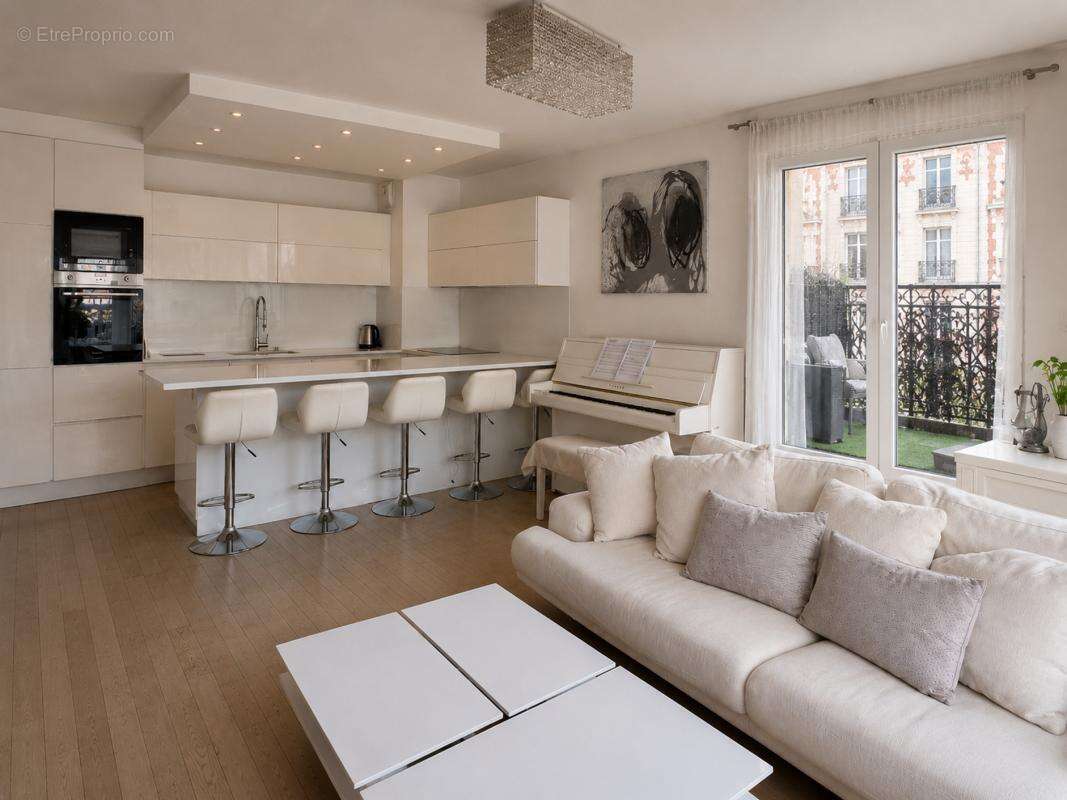Appartement à LEVALLOIS-PERRET