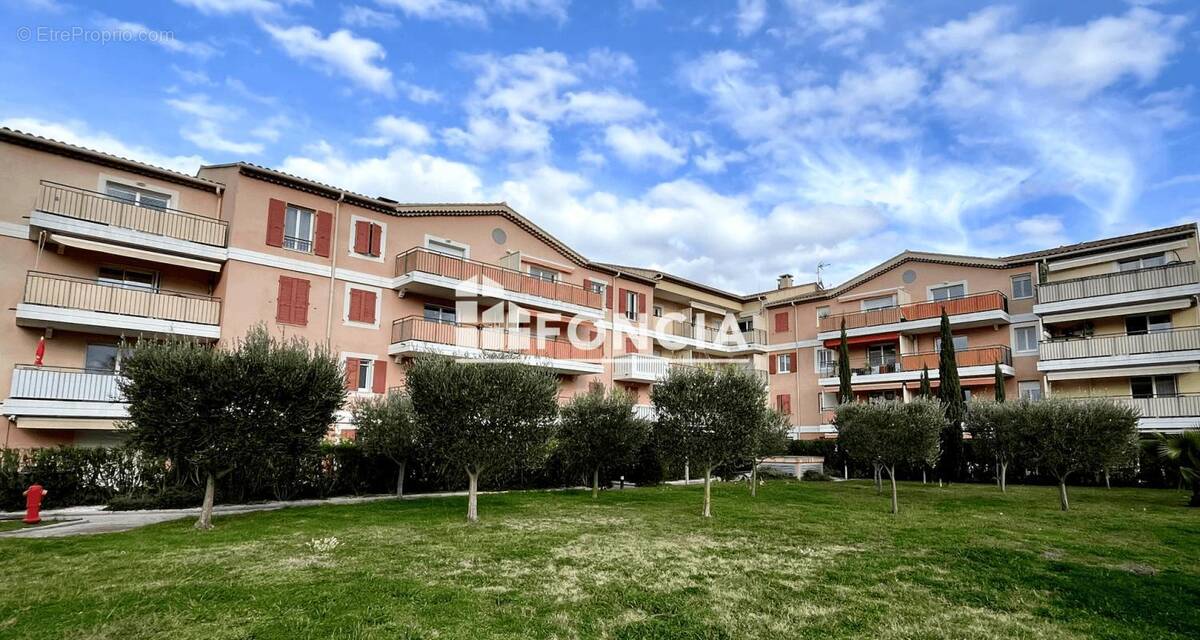 Appartement à BORMES-LES-MIMOSAS