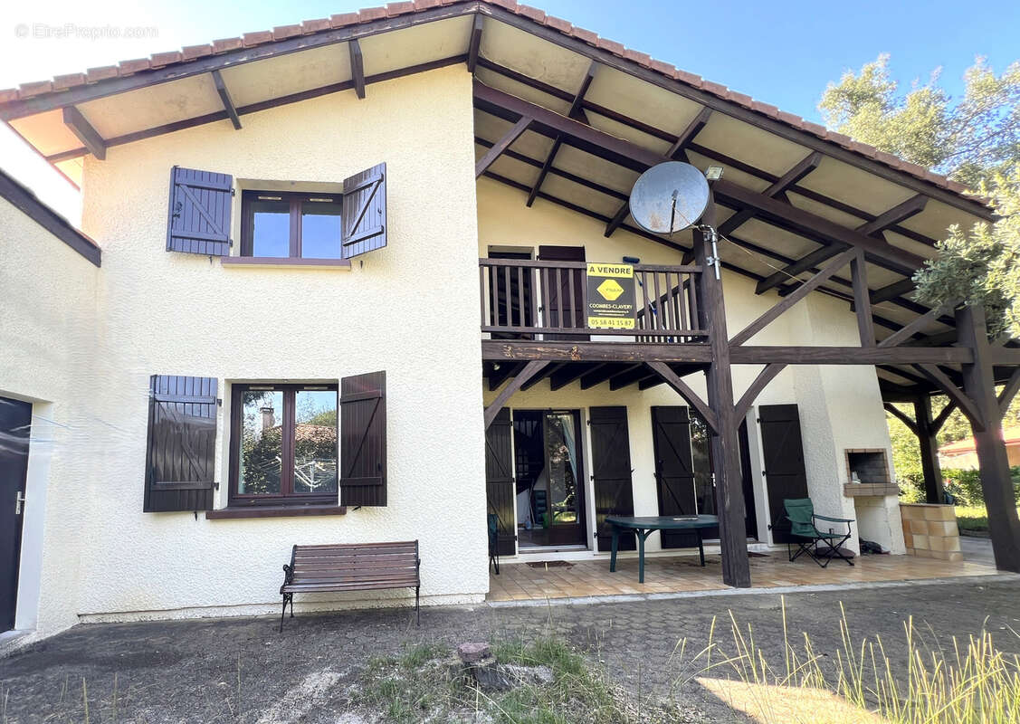 Maison à MOLIETS-ET-MAA