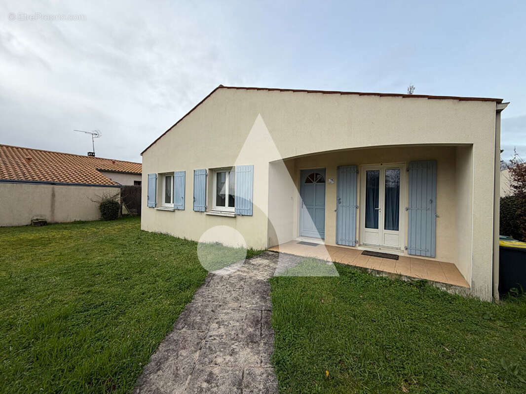 Maison à LA TREMBLADE