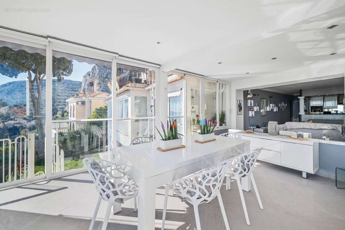 Appartement à CAP-D'AIL