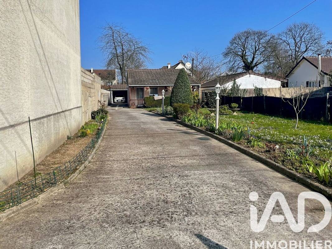 Photo 1 - Maison à MONTFERMEIL