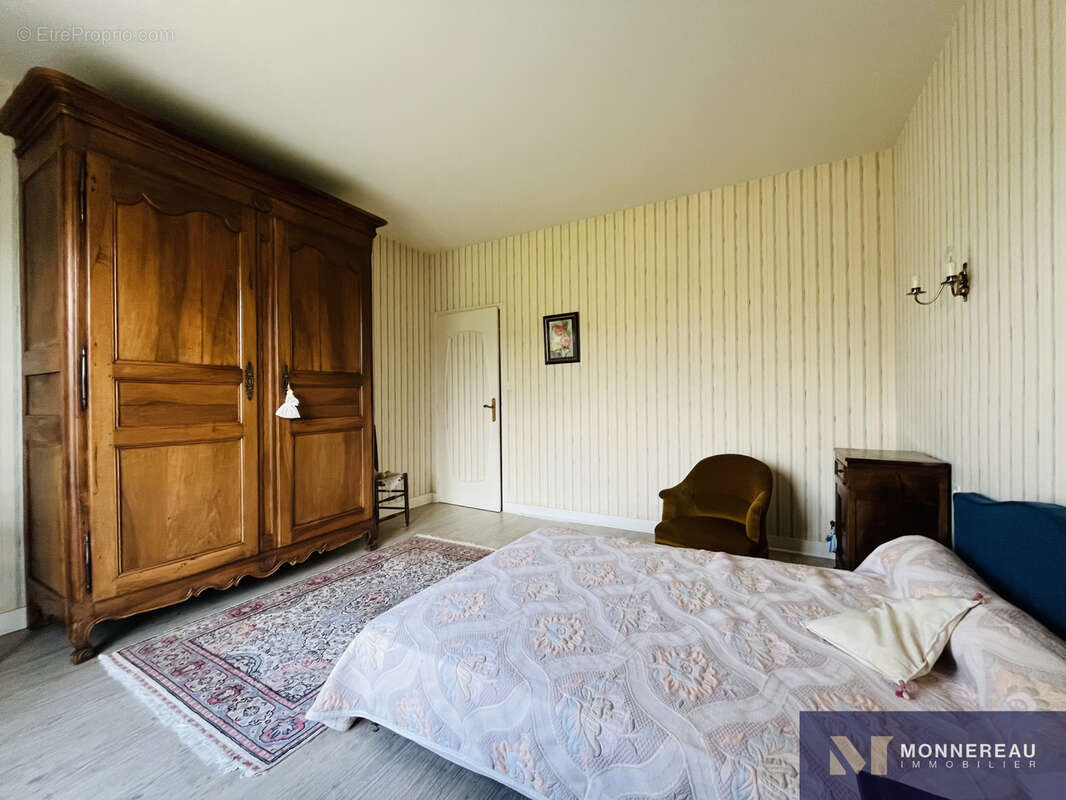 Maison à SAUZE-VAUSSAIS