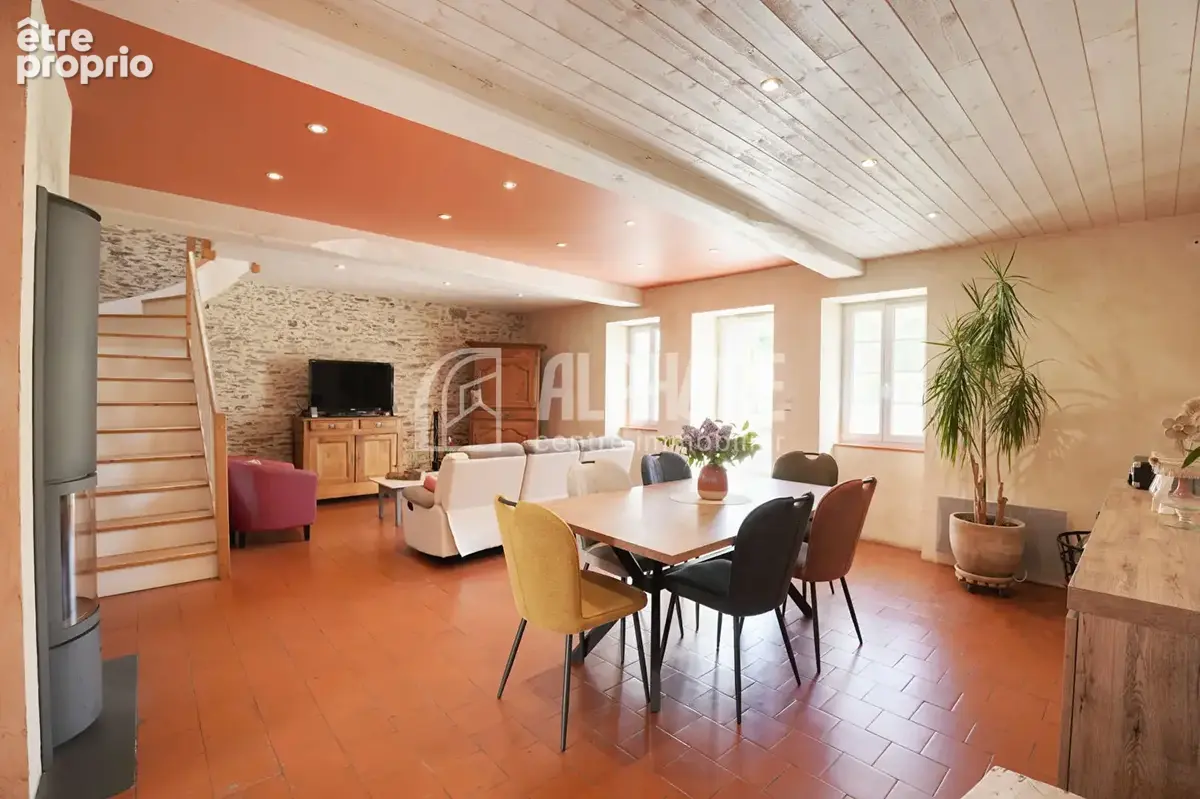 Maison 129m² - 3 chambres - terrain de 1666m² - Rives De L Yon - photo 4