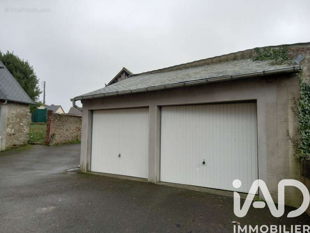 Photo 2 - Maison à VILLAINES-LA-JUHEL