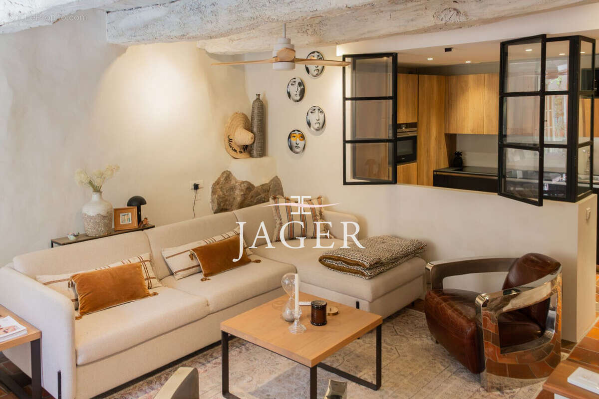 Maison 74 m² à Grimaud  - photo 7