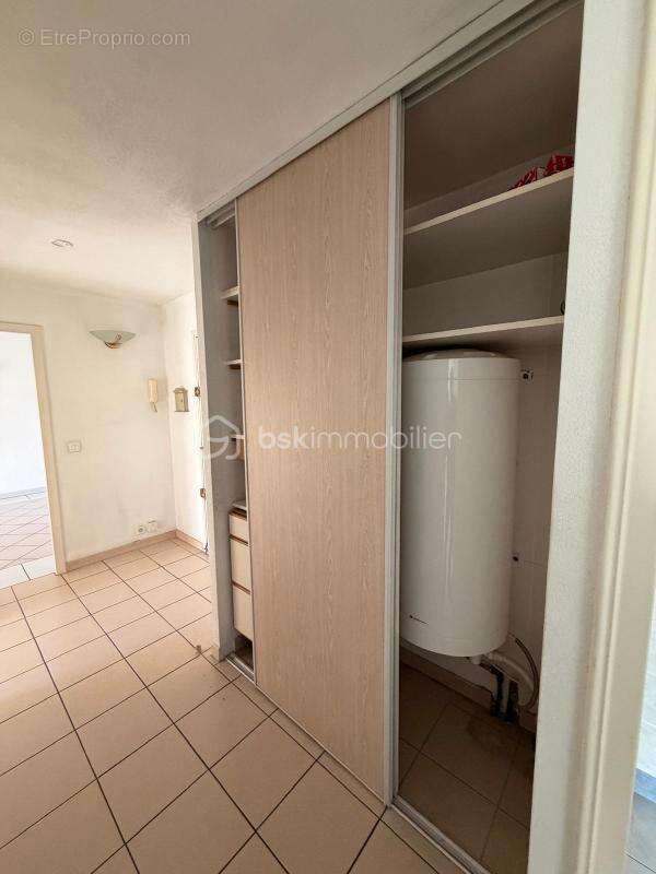 Appartement à LE MUY