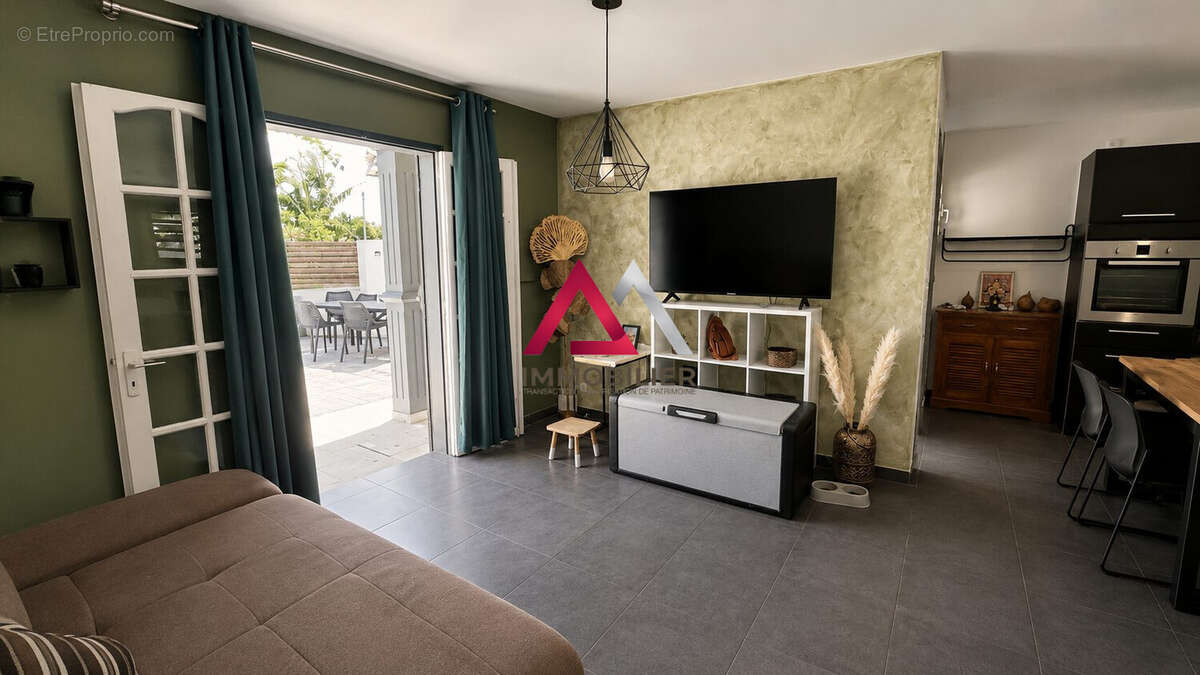 Maison 96 m² à Saint-Andre  - photo 4
