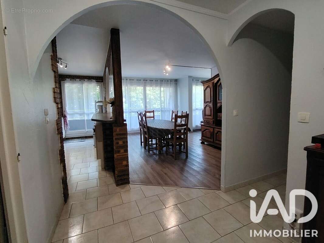 Appartement 80 m² à Montataire  - photo 3