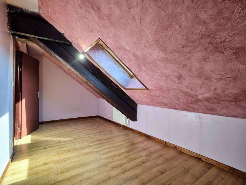 Appartement à BAUME-LES-DAMES