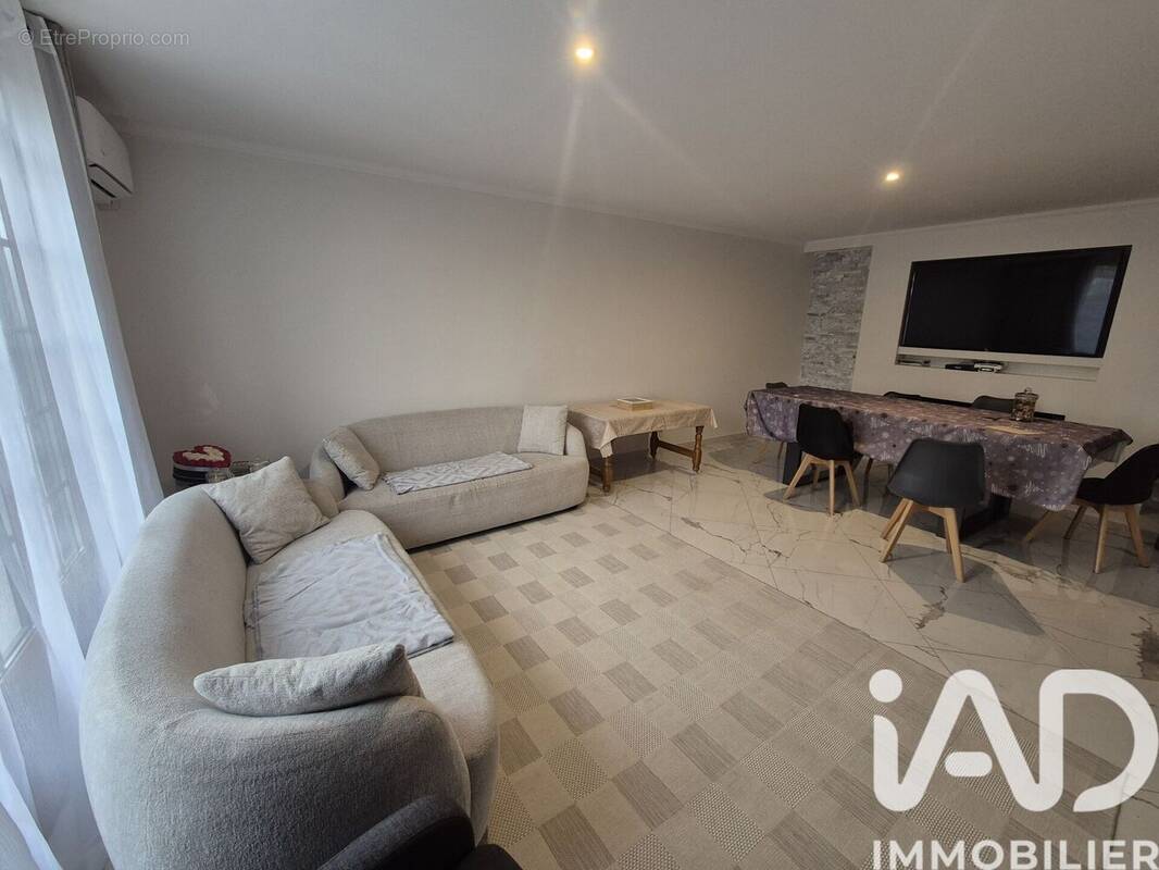 Photo 1 - Maison à TREMBLAY-EN-FRANCE