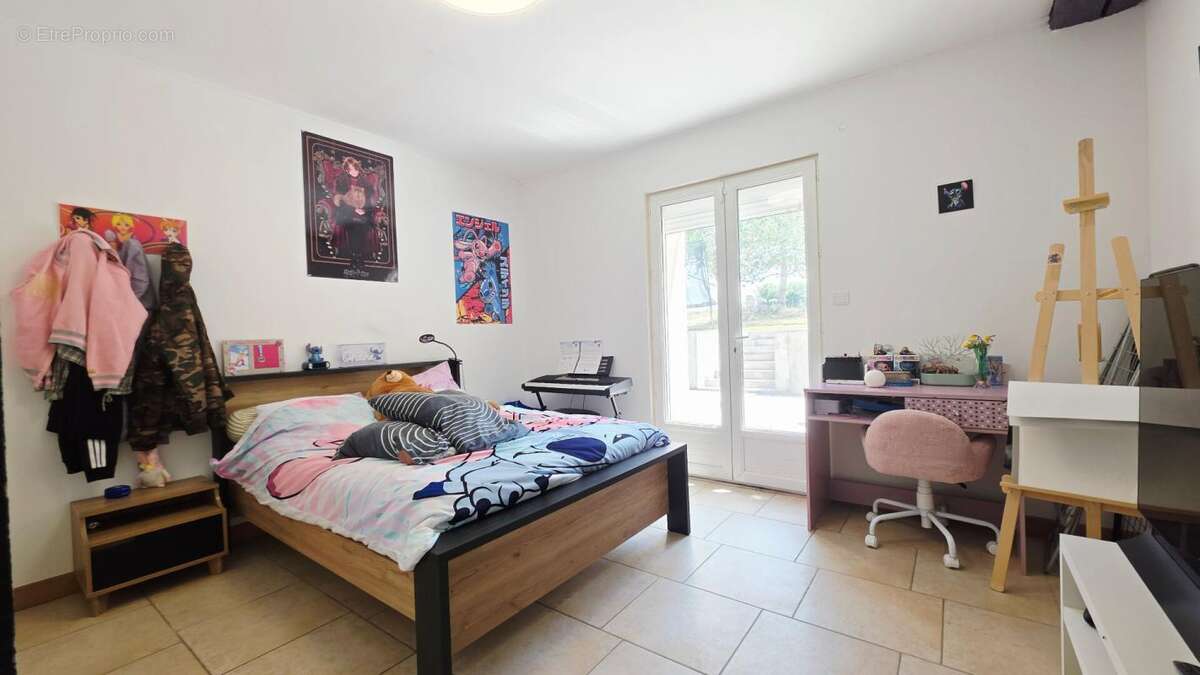 Maison longere 165m² 5 pieces 4 chambres terrasse jardin - photo 9