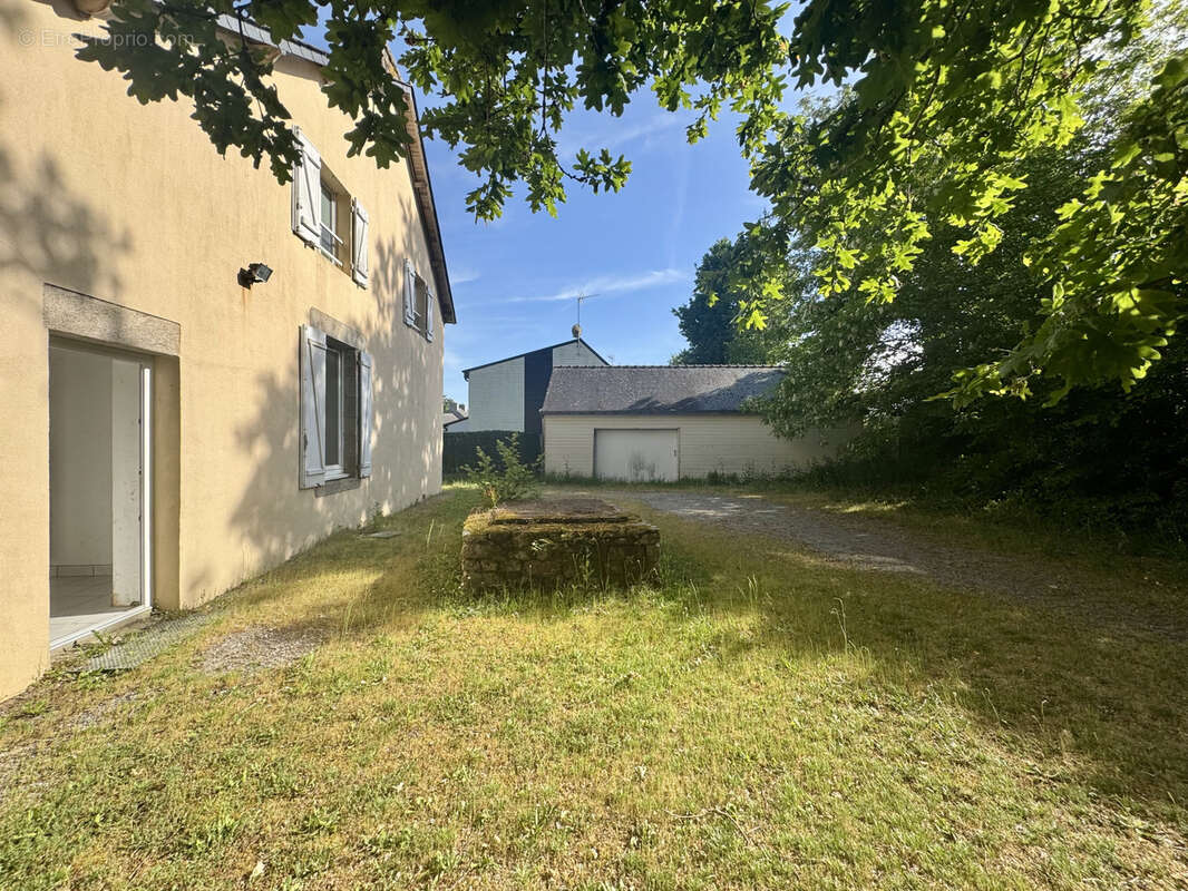 Maison à PEAULE