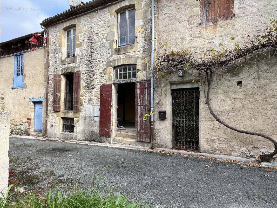 Maison à VERTEUIL-D&#039;AGENAIS