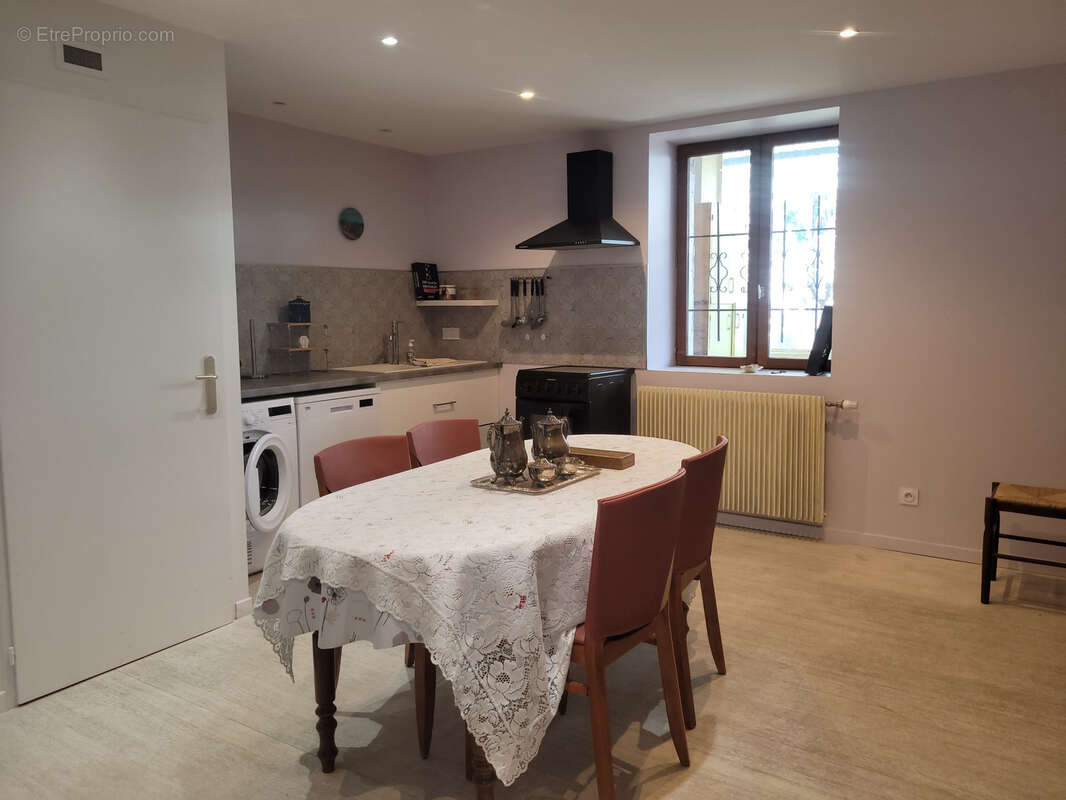 Maison à CHAUSSAN