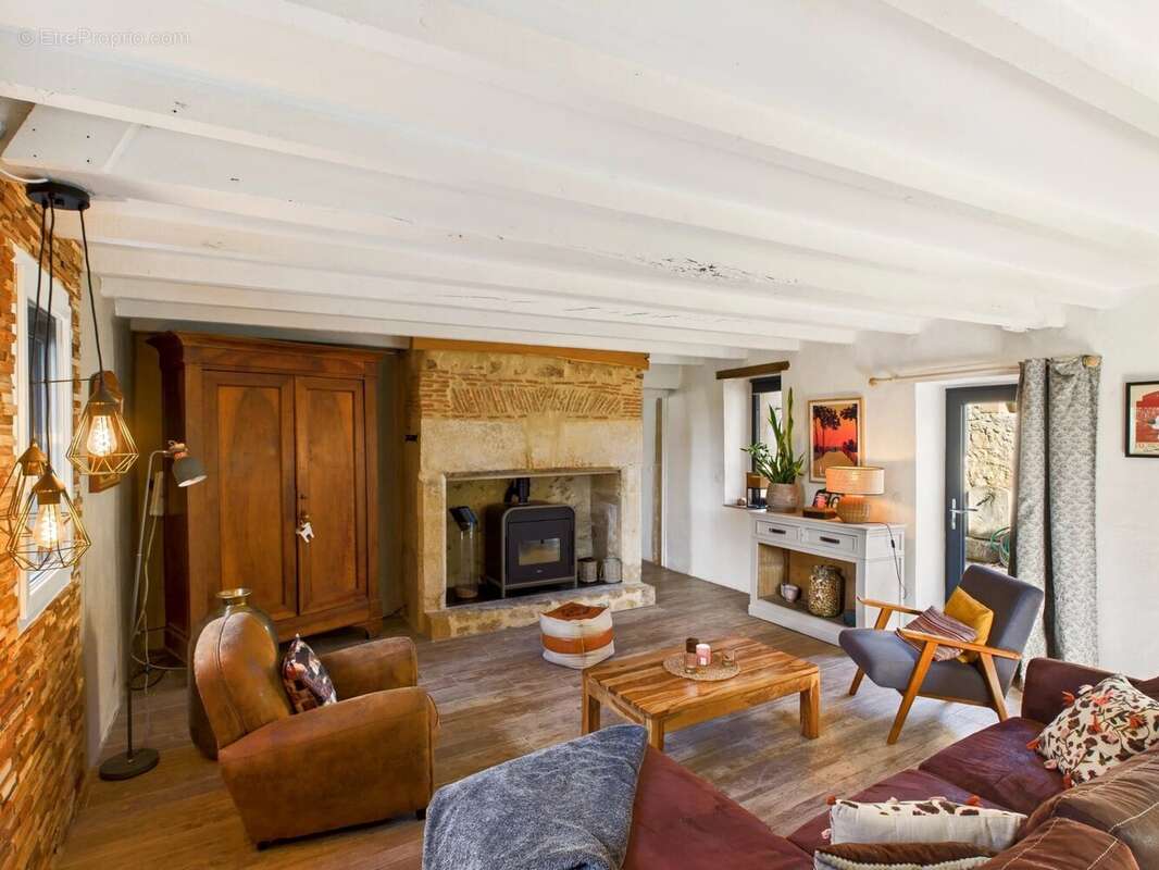 Maison à MOULEYDIER